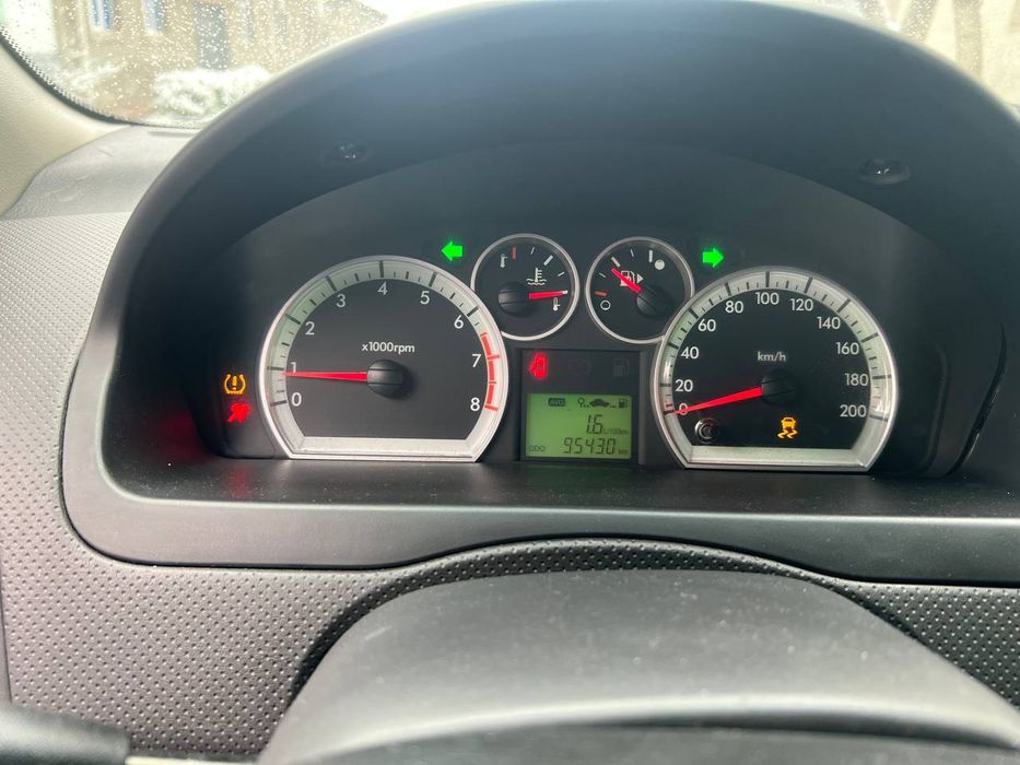 Nexia 3 mexanika sotiladi. Srochna!!!