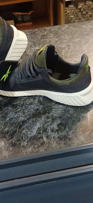 Маратонки Reebok 44