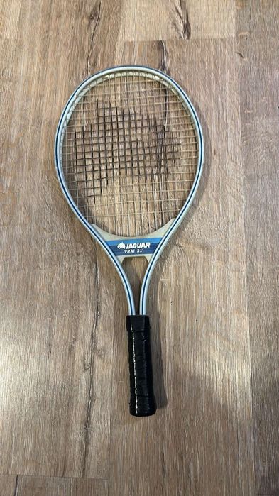 Ракети/хилки за тенис на корт!