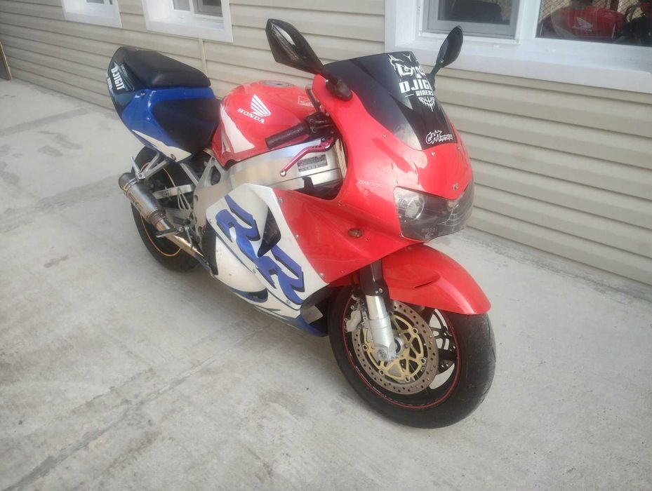 Honda CBR 919 на части