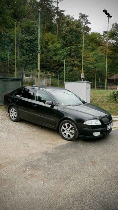 Vând Skoda Octavia 2