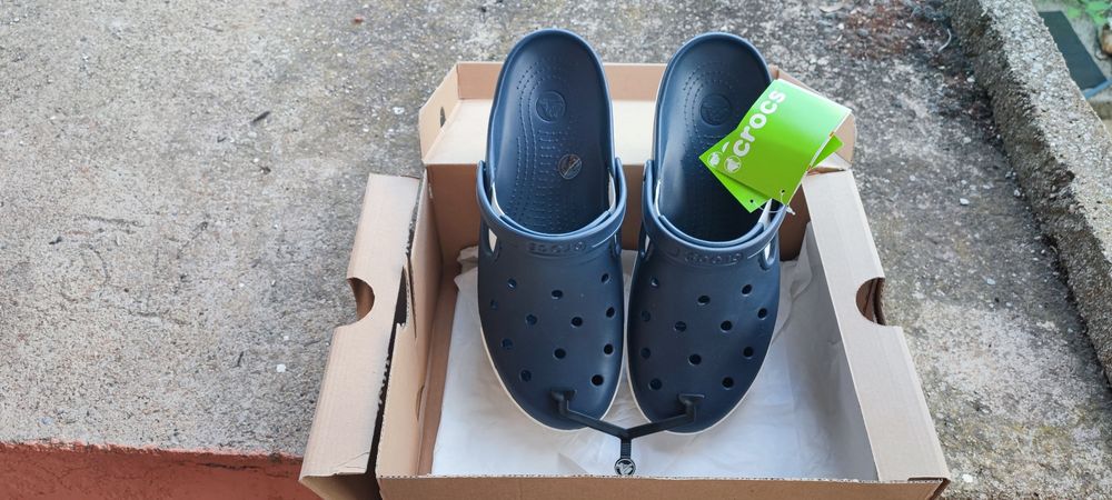 нови Crocs 46-47
