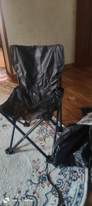 Продам новые Складные стулья