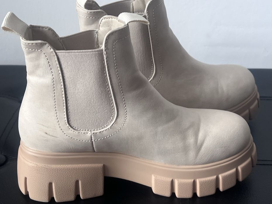 Botine de dama cu talpa groasa