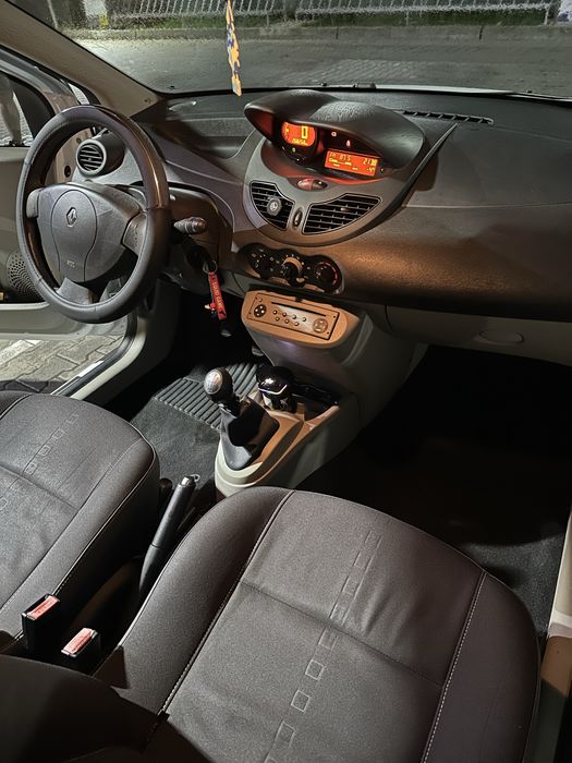 Renault Twingo II 1.2 16v 2008