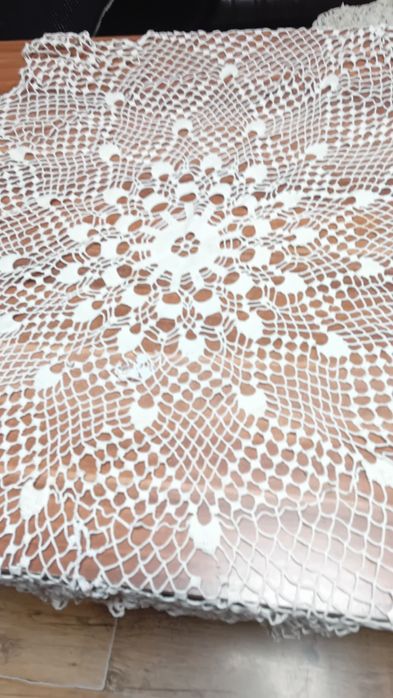 Ръчно плетени покривки за  маса