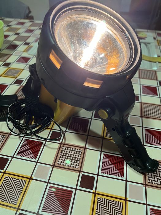 Lanterna Pistol Pescuit Vanatoare