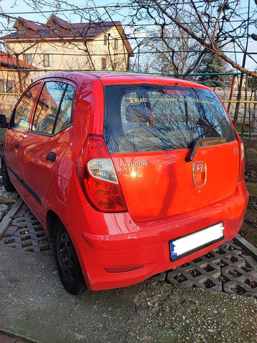 Vând  Hyundai i10 2011 avariat  125000km