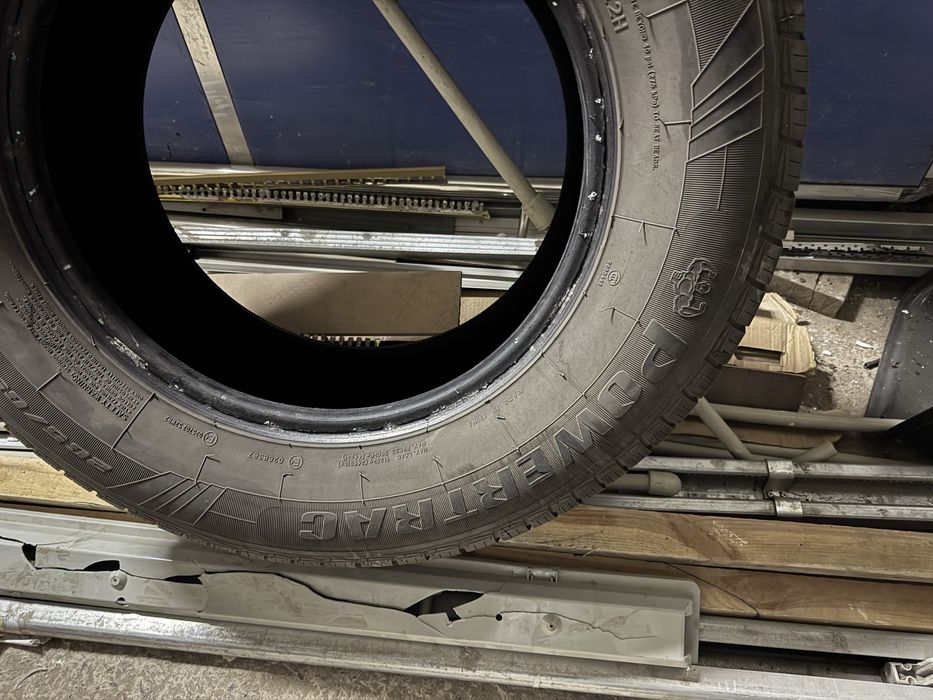 Продам б/у резину