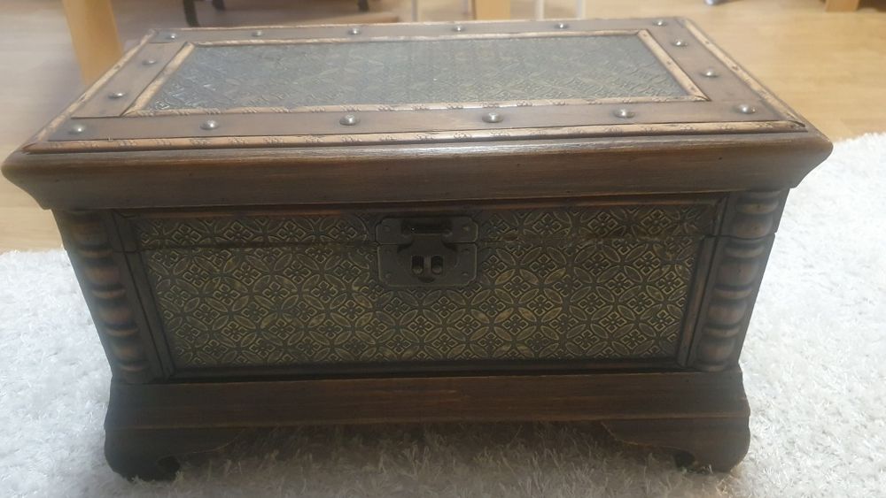 Малък сандък/ракла