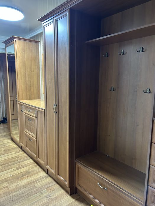 Продам прихожую