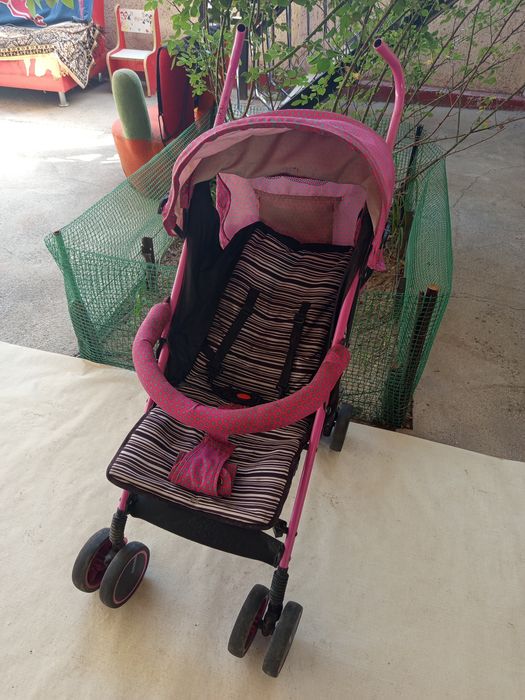 Детская каляска . Срочно .
