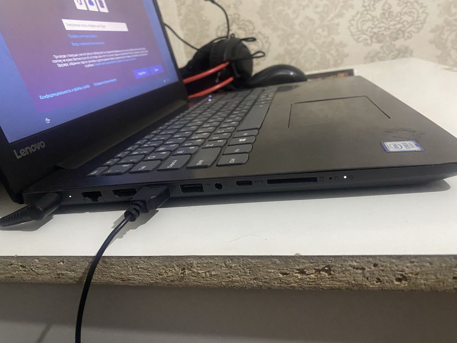 Срочно продам Ноутбук Lenovo