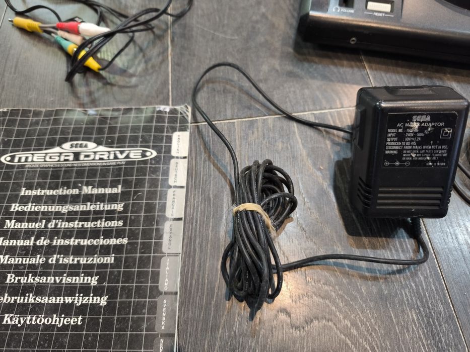 Sega mega drive 1 оригинална+33 игри