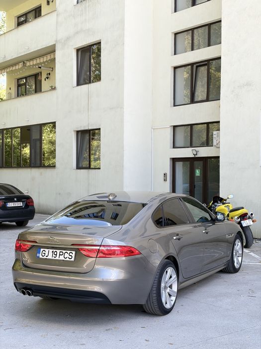 Jaguar XF R Sport