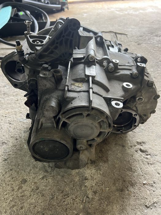 Скоростна кутия 6степенна с раздатка 2.0TDi 140к.с 4Х4