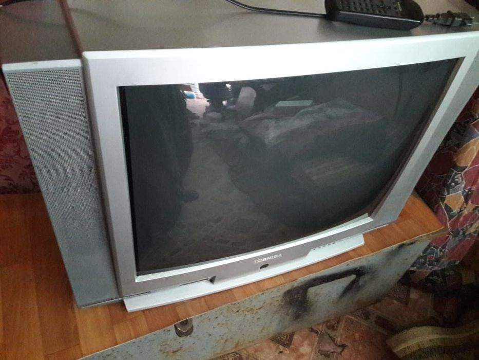 Цветной телевизор Toshiba