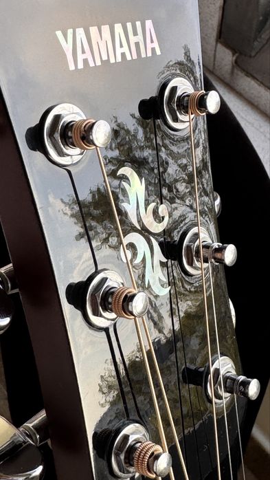 Yamaha APX500II - електро-акустична китара
