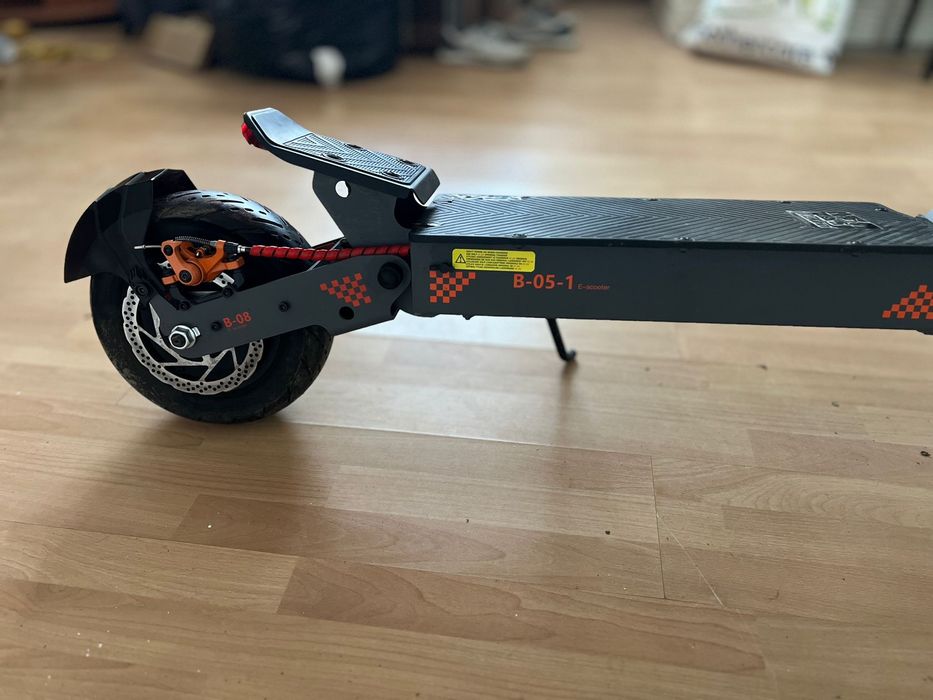 Trotineta electrica KuKirin G4 model 2025 garantie