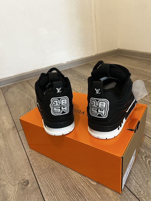 LV Skate ( Louis Vuitton Skate )