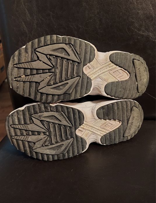 Оригинални дамски маратонки Adidas  38