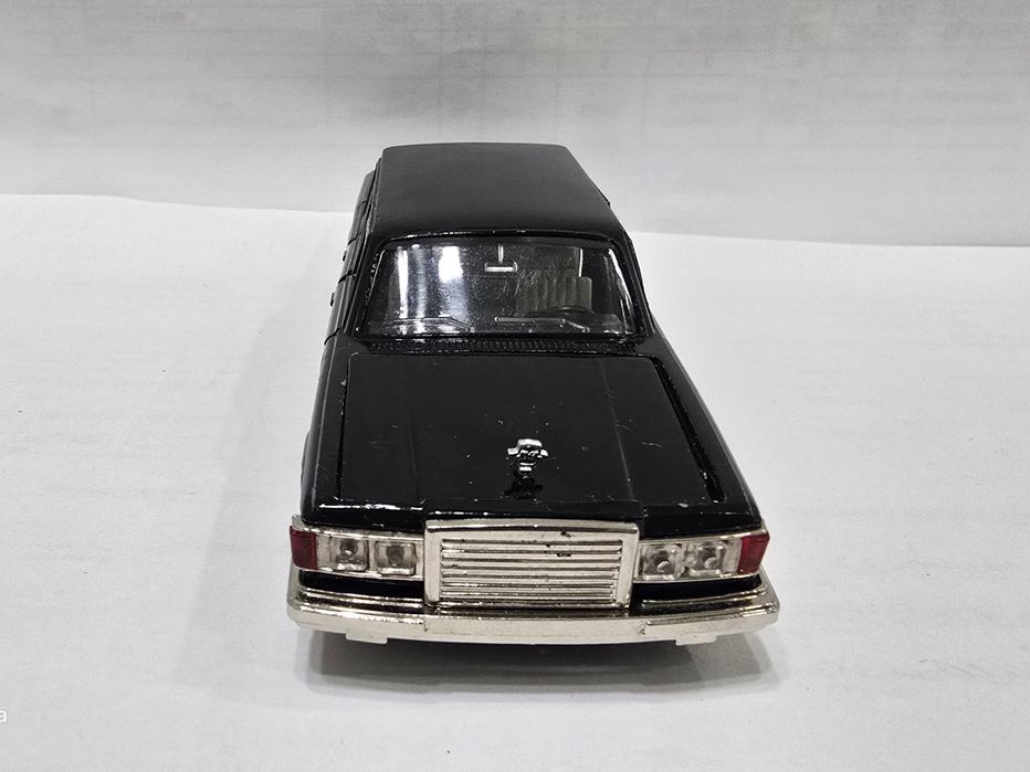 Продам модель Зил-115