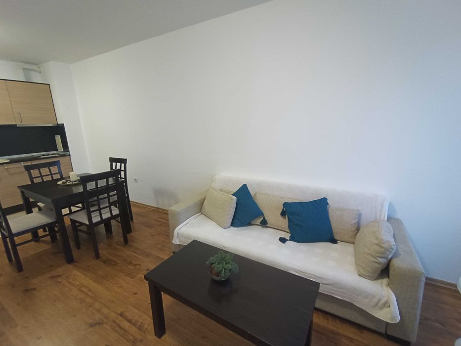 Двустаен апартамент под наем на брега на морето ,Ахелой от собственика