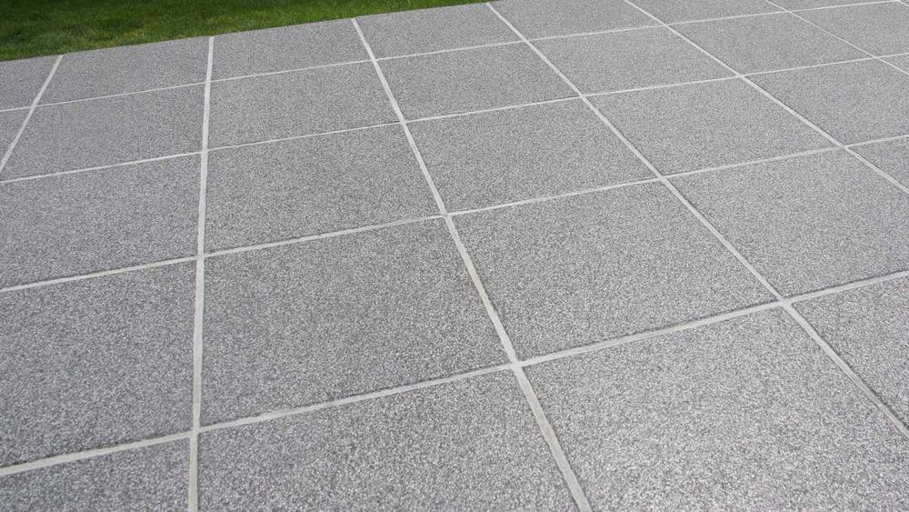 Dale LA LINIA 40 x 40 x 4 cm granit deschis / negru Semmelrock