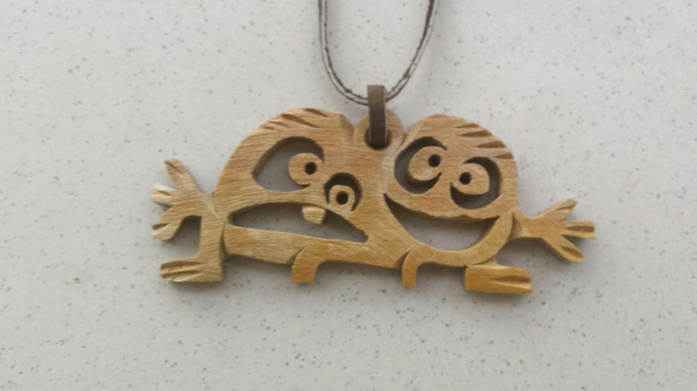 Колие - дърворезба