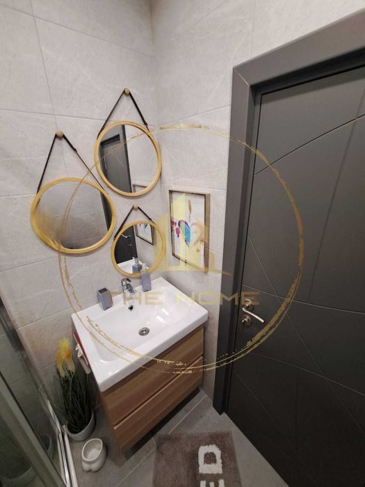 Топ Локация 2 стаен Левски