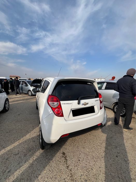 Chevrolet Spark oq 2012