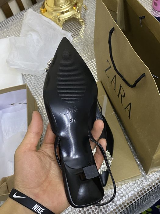 босаножки с каблуком