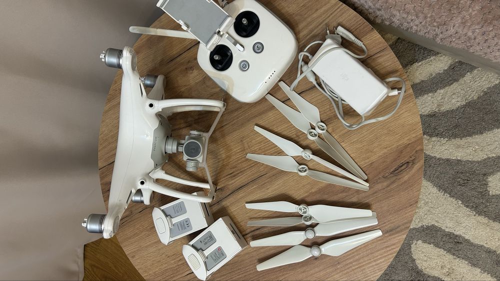 Drona Phantom 4 pro