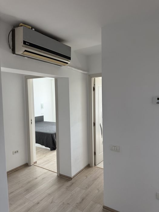 Proprietar—Inchiriez ap zona CET