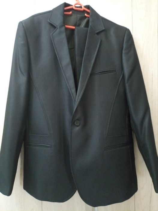 Черен костюм на Aggressor