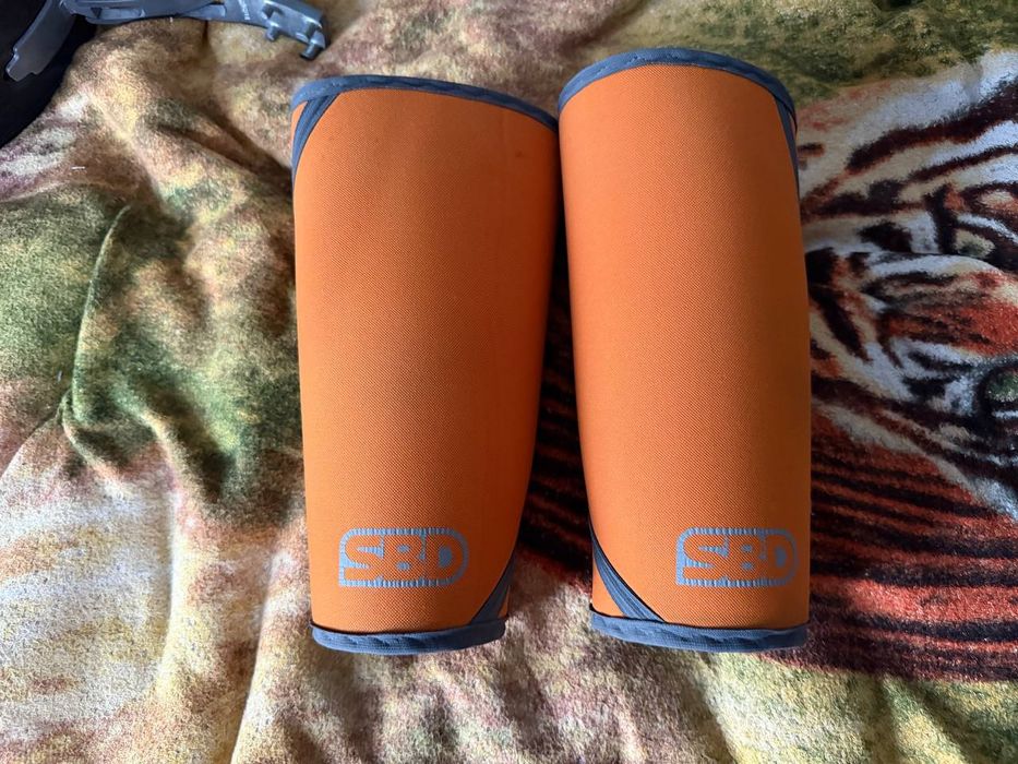 Наколенники SBD.