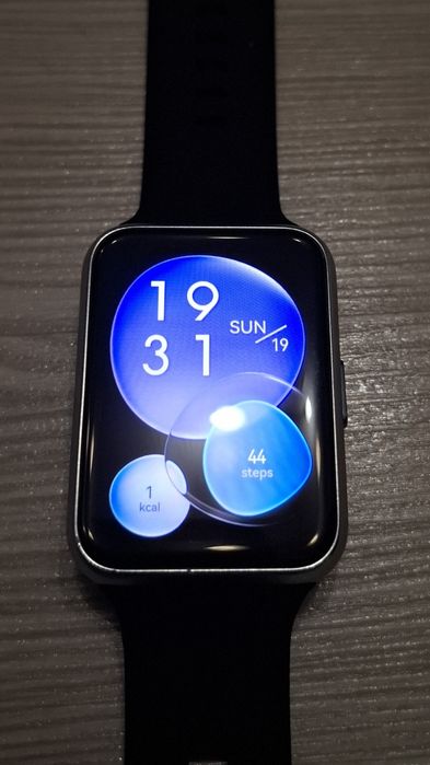 Huawei Watch Fit 2 bleu + curea neagră cadou