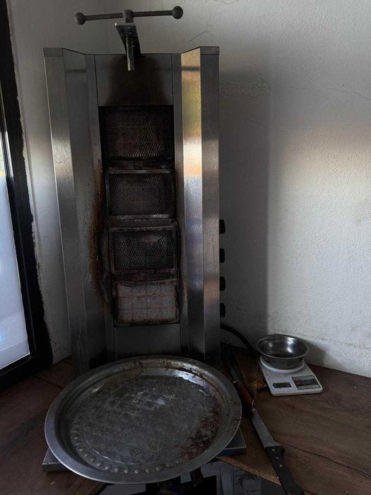 Продается будка, все что есть продается