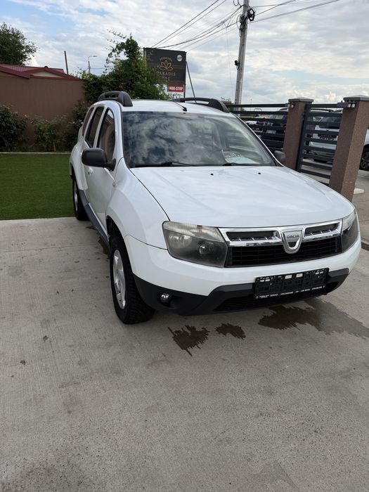 Duster 1,5 Diesel —-4x4  —-euro 5 —5200€