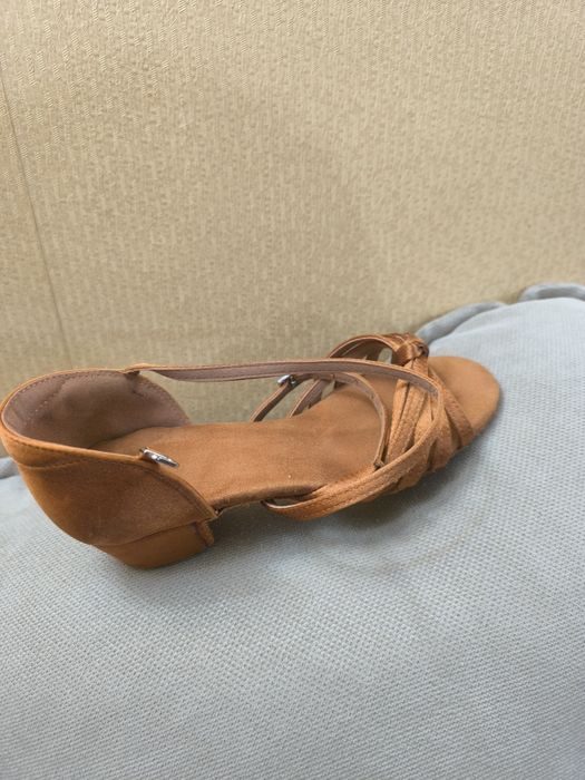 Туфли для танцев