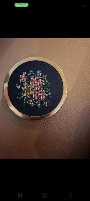 Oglinda veche cu goblen