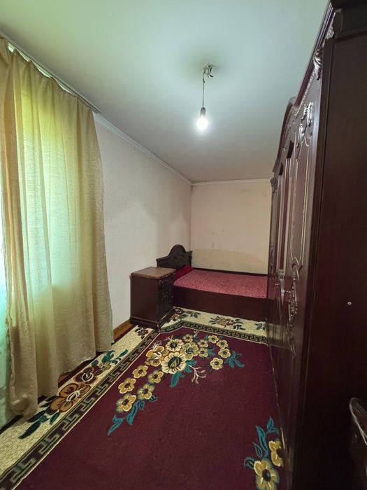 Сдается 2 х ком кв в Чирчике 4 этаж с мебелью в аранче улица пабеда