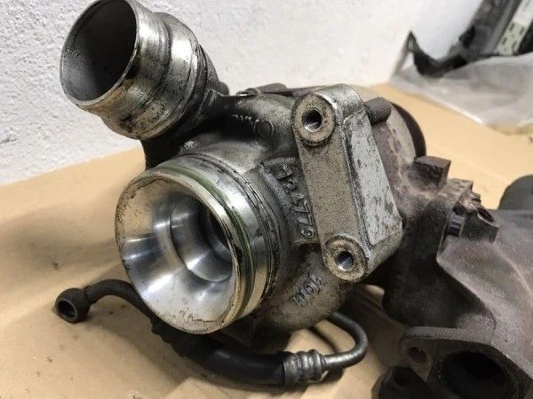 Turbosuflanta turbo turbina BMW X1 E84 2010 cod 724779