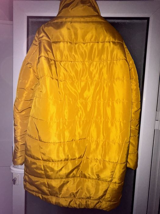 Зимно дълго яке Stradivarius