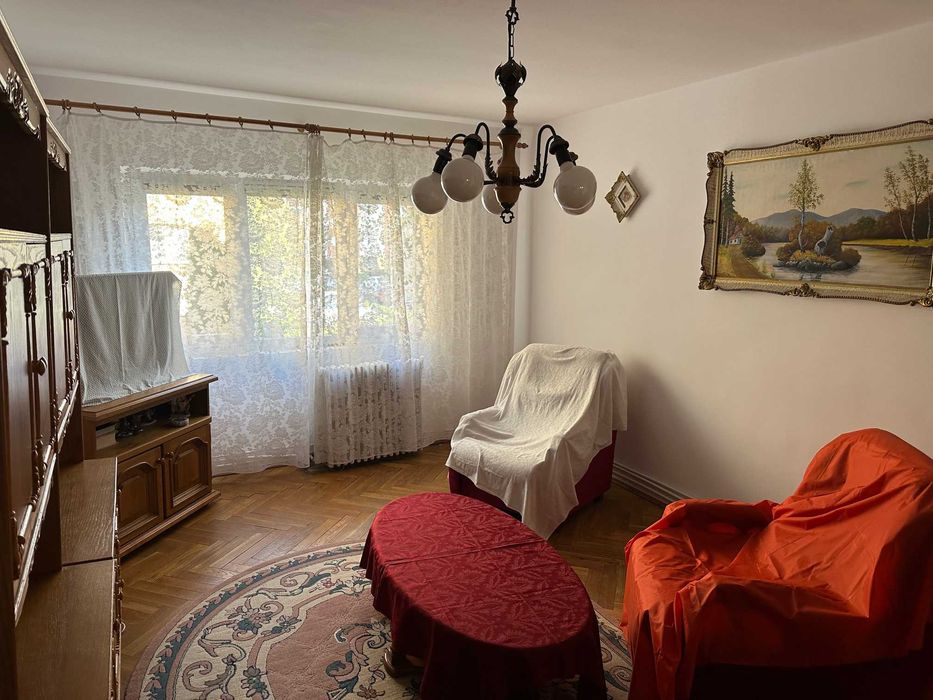 Apartament 4 Camere Decomandat Etaj 1 Reșița