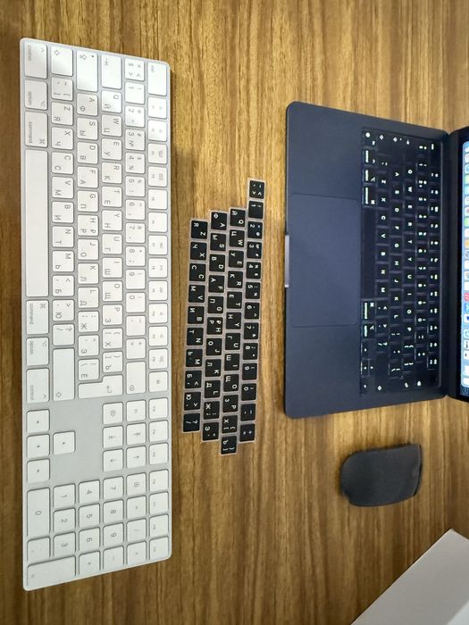 Продам MacBook M3 2024 года