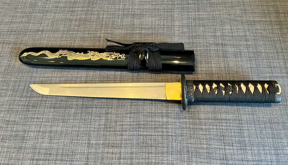 Японски Tanto нож / mini katana – заточен