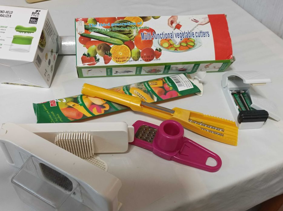 Помощници в кухнята - приспособления