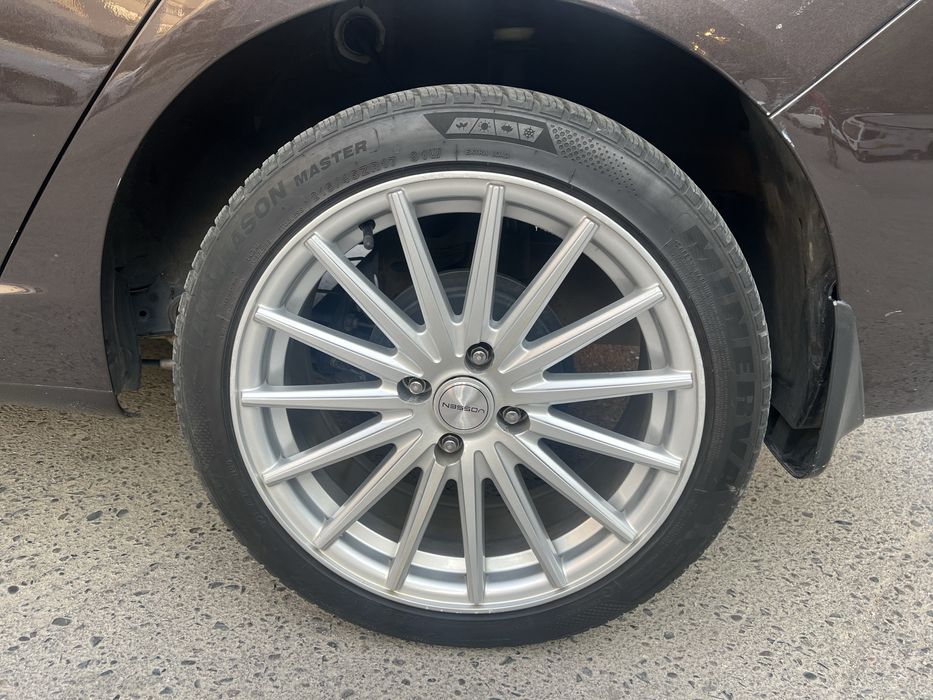 Диска балон R17 Vossen обмен на cobalt R15