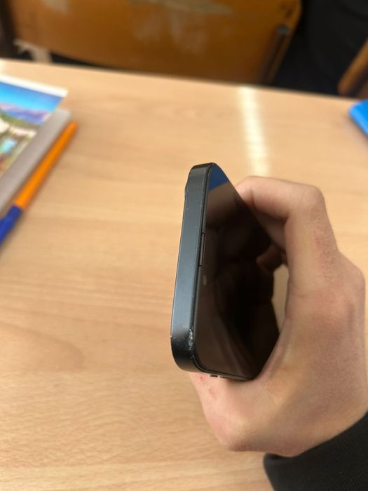 Айфон 14 плюс экран менины